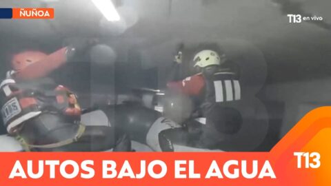 Agua inunda por completo el subterráneo de un edificio