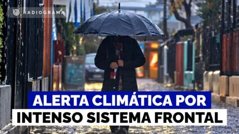 Alerta por sistema frontal en 10 regiones y Alerta Roja en Santiago