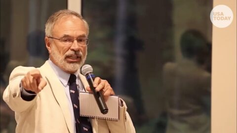 Andy Harris reprende al público en debate en Maryland