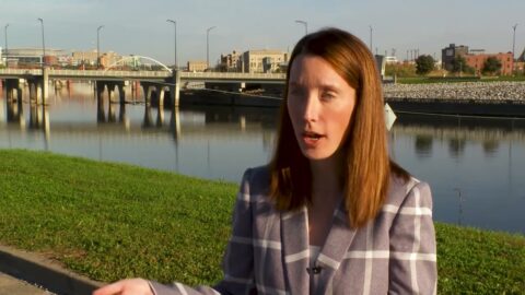 Aumento de cáncer en Iowa pone el agua en el centro de la campaña