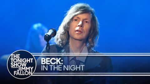 Beck interpreta «In The Night» en The Tonight Show