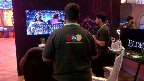 Bolsa de Indonesia se desploma y Meta enfrenta multa millonaria