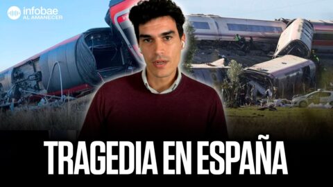 Choque de trenes en España deja al menos 10 muertos