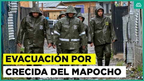 Crecida del Mapocho obliga a evacuar campamento en Talagante