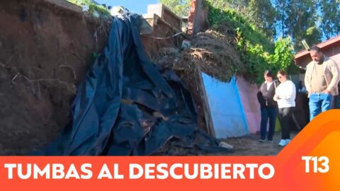 Derrumbe en Lota deja tumbas expuestas