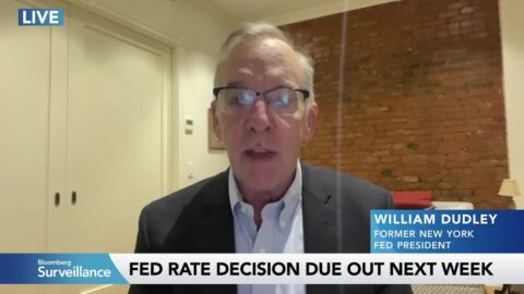 Dudley prevé que la Fed mantenga tasas en octubre