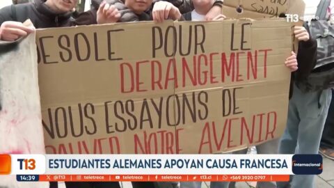 Estudiantes alemanes expresan su apoyo a la causa francesa