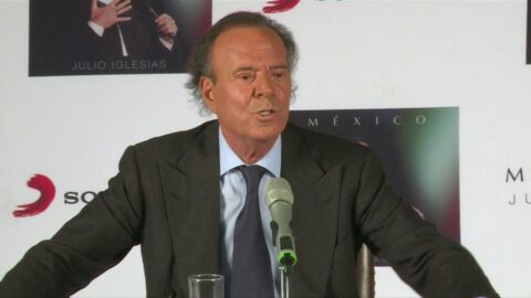 Fiscalía española avala investigar a Julio Iglesias por agresión