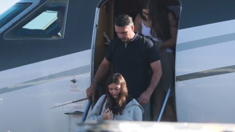 Flávio Bolsonaro deja Brasil rumbo a Estados Unidos tras elecciones