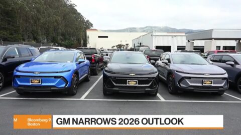 GM recorta su previsión de ganancias para 2026