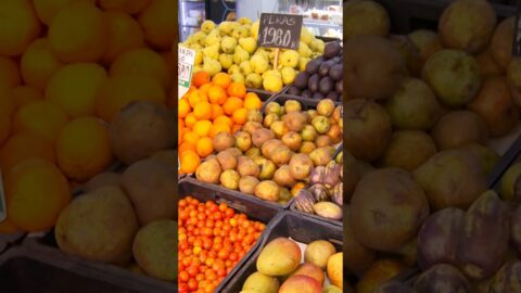 Granizo daña cultivos en Chile y amenaza precios de frutas