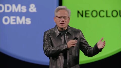 Huang pide a Europa adoptar la IA en todas sus industrias