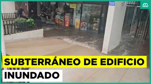 Inundación en subterráneo de edificio en Ñuñoa tras temporal