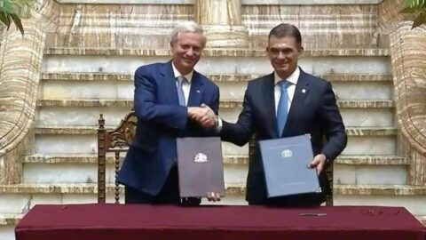 Kast visita Bolivia en la primera visita de Estado chilena en 71 años