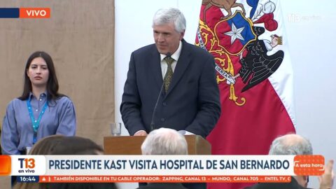 Kast visita hospital en San Bernardo