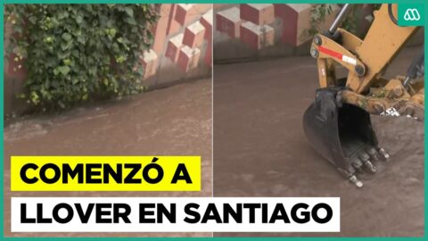 Llueve en Santiago y se prevé tormenta eléctrica para la tarde