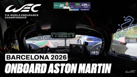 Marco Sorensen recorre una vuelta a Barcelona en un Aston Martin