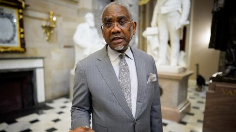 Meeks pone la asequibilidad al centro de la agenda demócrata