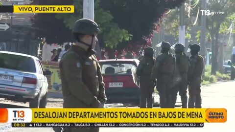 Operativo de desalojo en viviendas ocupadas de Bajos de Mena