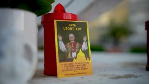 Papa León XIV pasa noche tranquila tras cirugía de pulmón