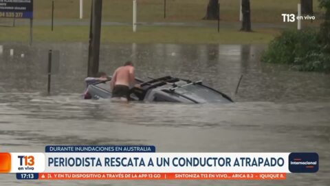 Periodista rescata a un conductor atrapado en Australia