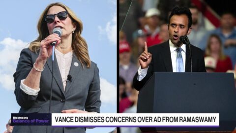 Ramaswamy, criticado por anuncio con la madre de Amy Acton
