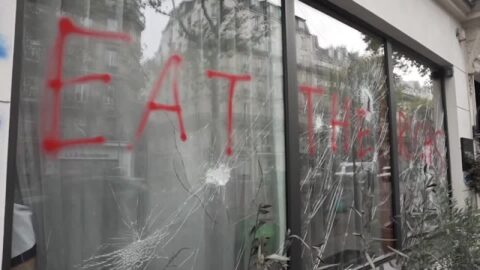 Saqueos y violencia golpean a comercios pequeños en Francia