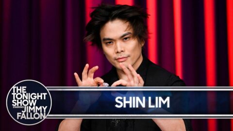Shin Lim sorprende a Jimmy Fallon con un truco de cubilete
