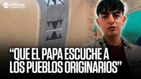 Tejedora cordobesa confecciona un poncho para el papa León XIV