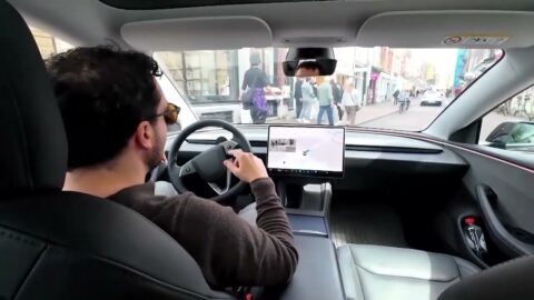Tesla recorta un quinto su gasto de capital anual