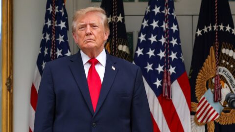 Trump suspende nuevas sanciones contra Rusia