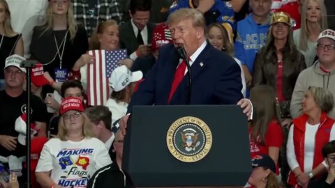 Trump vincula a El-Sayed con extremistas musulmanes en Michigan