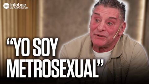 Turco García relata cómo se hizo claritos en una peluquería