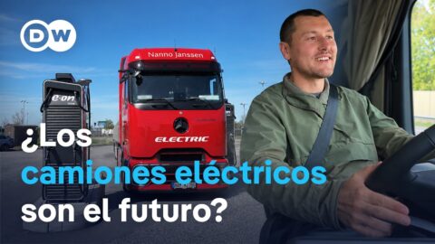 Un camión eléctrico viaja a Noruega por una boya perdida