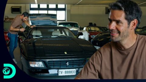 Un Ferrari 348 negro con historial de campeón de rally