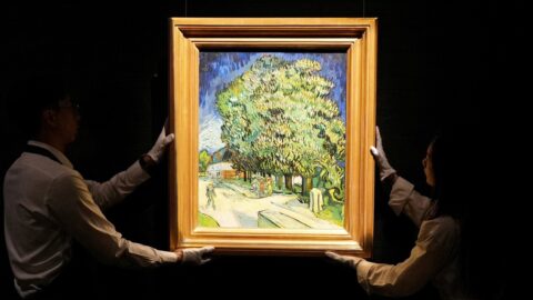 Van Gogh inédito en décadas atrae multitudes en Hong Kong