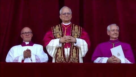 Vaticano informa con inusual transparencia sobre la salud del papa León