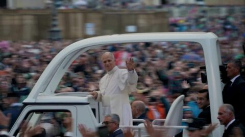 Vaticano mantiene viaje del papa León XIV a Sudamérica