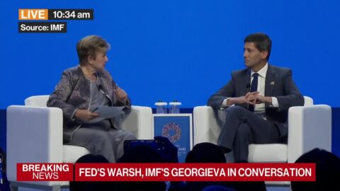 Warsh habla de economía global e IA desde Bangkok