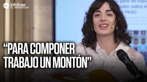 Zoe Gotusso presenta música en vivo y explica su proceso de composición